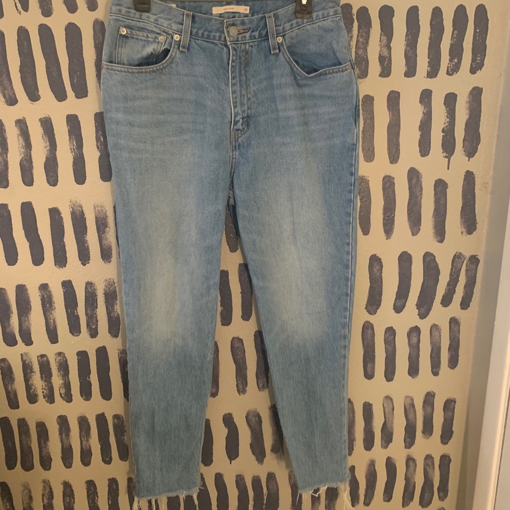 LEVIs - MOM Jeans
